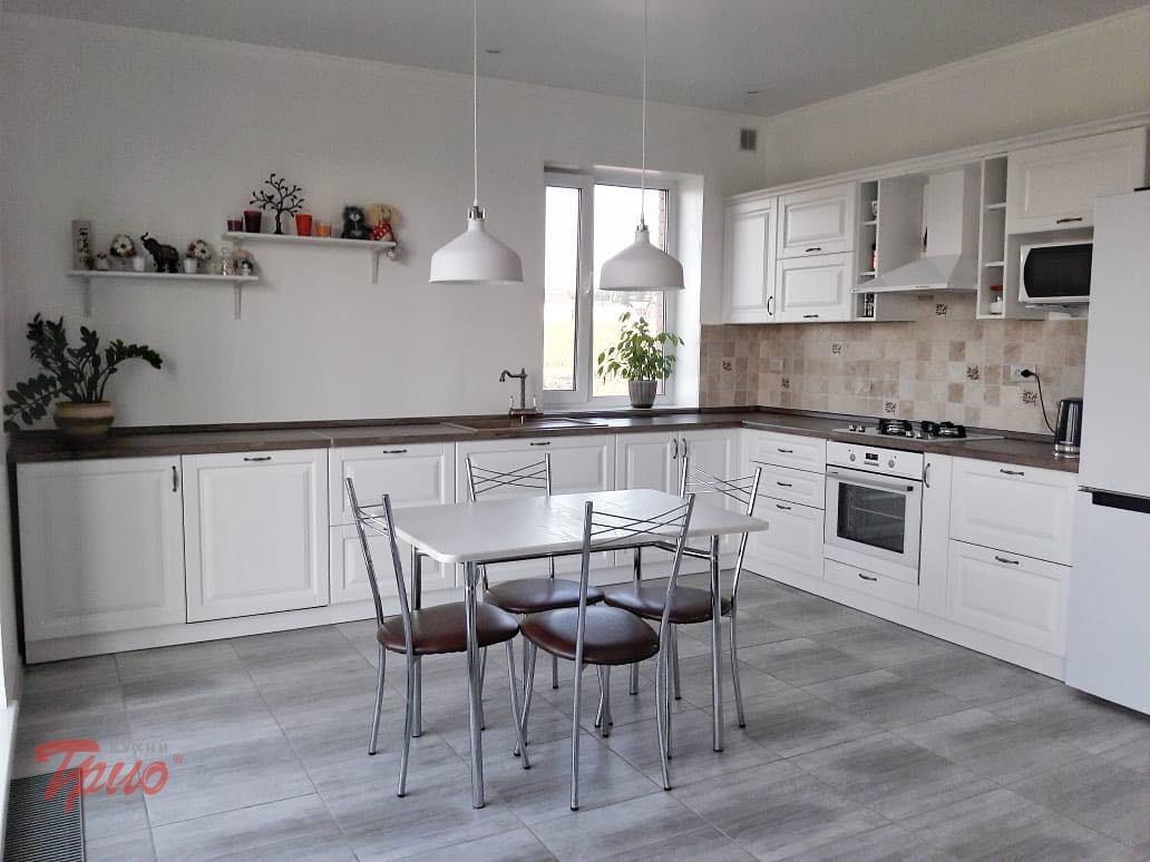 Как выбрать стол для кухни